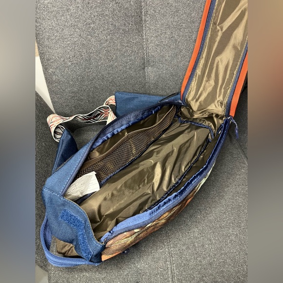 Dakine 10L Hip Pack - Picture 6 of 8